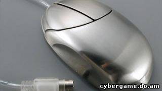 Сисадмины соревновались в метании компьютерных мышей в Екатеринбурге