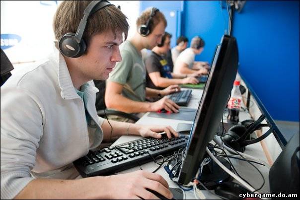 isNa: «Первый командный опыт получил в 2000 году»